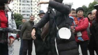 滑板成人遛狗视频大全,趣味与安全并重的成人遛狗新玩法