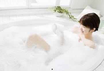 成人泡澡药浴配方视频,视频揭秘养生新体验