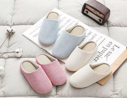 成人脚踩拖鞋视频,捕捉成人脚踩拖鞋的悠闲时光